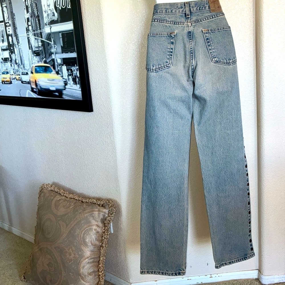LONDONJEAN Studded & Stone washed blue jeans, hi rise, 5 pockets. 6 EUC VTG - Picture 4 of 17